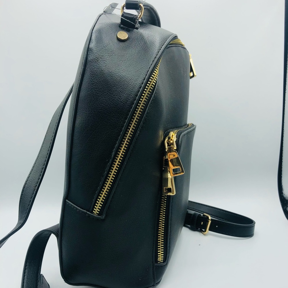 Inc Backpack! - image 2